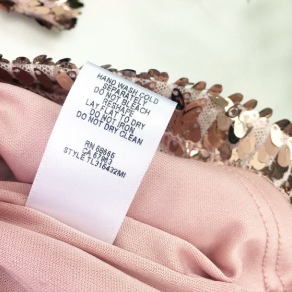 Tildon Rose Gold Sequin Wide Neck Crop Small - Picture 7 of 9